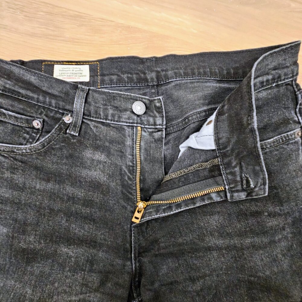 Levi's Premium Slim Fit Denim (31x30)